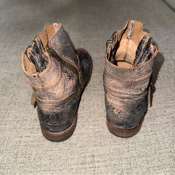 Bed Stu Distressed Brown Ankle Boots - Picture 3 of 5
